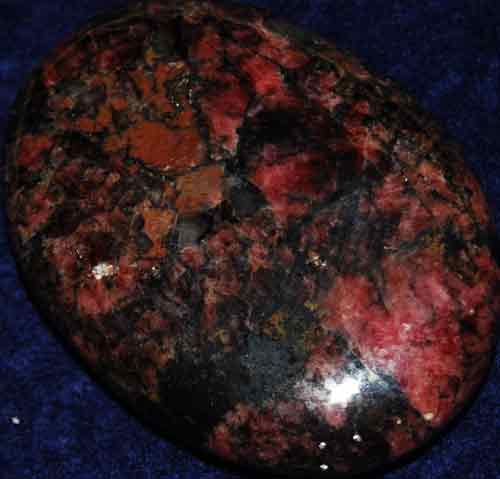 Rhodonite Soap-Shaped Palm Stone #32