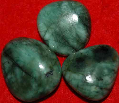 3 Emerald Tumbled Stones #15