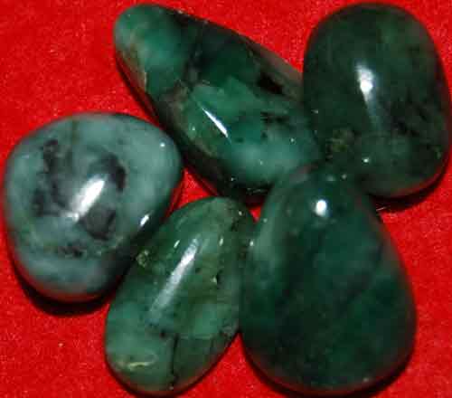 5 Emerald Tumbled Stones #22