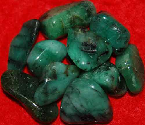 11 Emerald Tumbled Stones #26