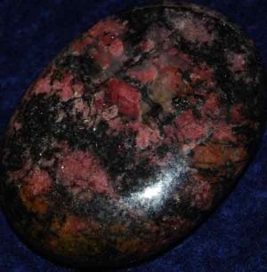 Rhodonite Soap-Shaped Palm Stone #23